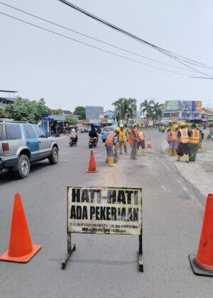 Pemeliharaan Ruas Jalan di Kota Mataram Oleh Dinas PUPR NTB